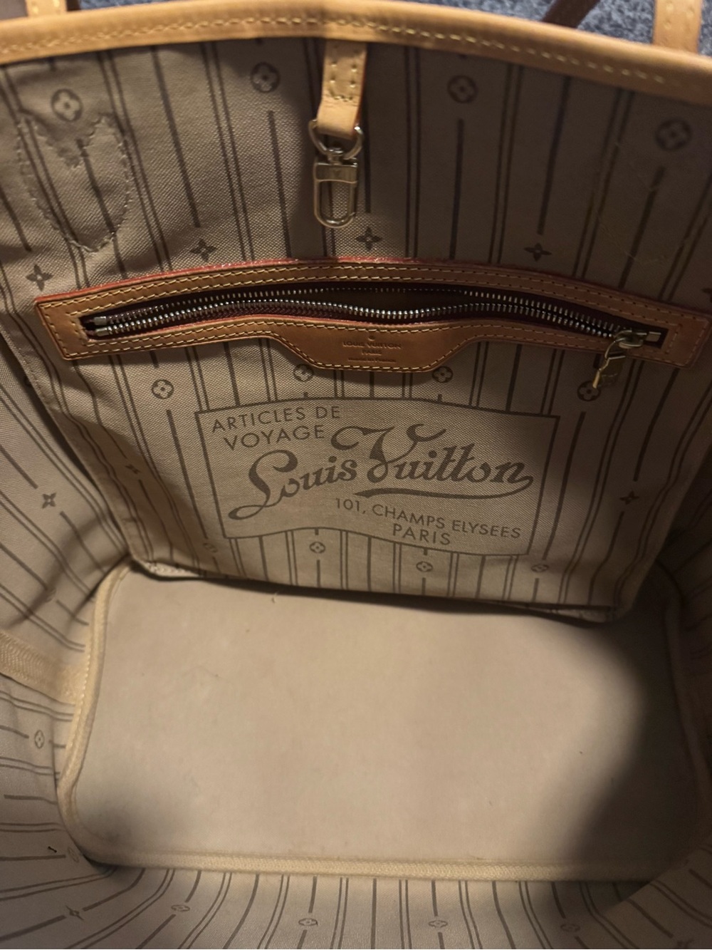 Louis Vuitton Monogram Neverfull MM Canvas Tote with Vachetta Trim - Picture 6 of 11